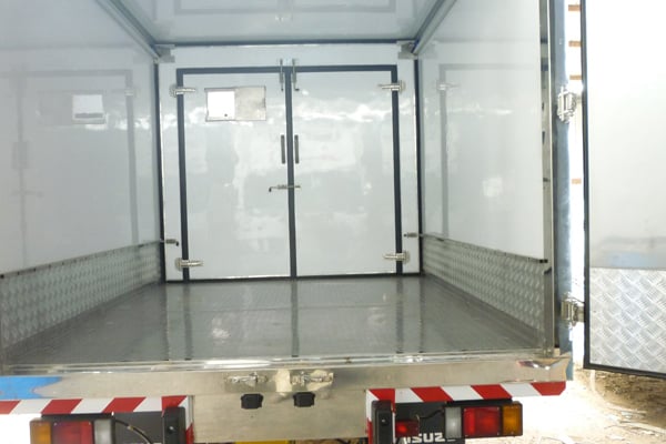 Moveable Partition with Butterfly Door